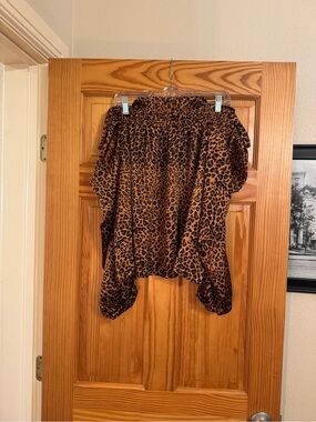 glam Leopard-Print Off-Shoulder Top in Brown and Black
